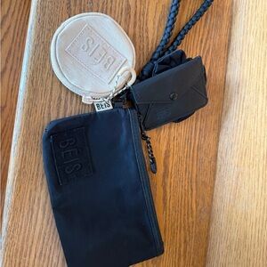 BEIS Black and Tan Travel Accessories